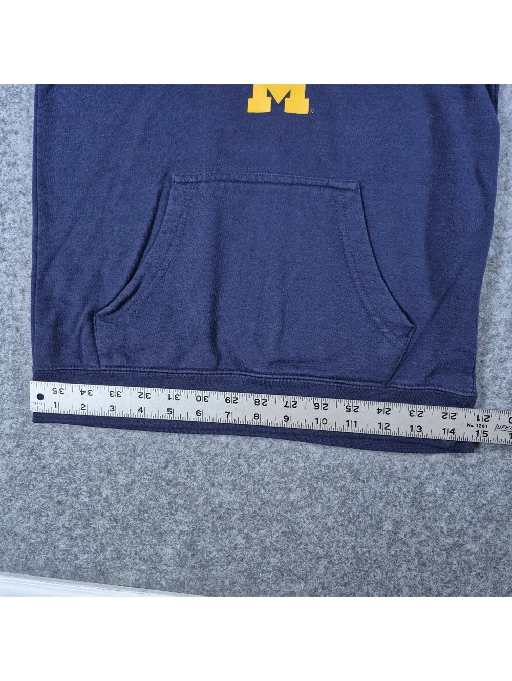 GEN 2 Michigan Wolverines Youth Sz 6/7 Hoodie Pullover U of M Logo